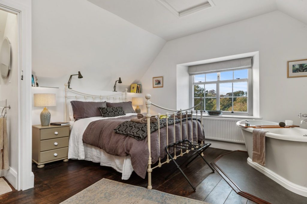 Tyr Wennol St Davids Kingsize Bedroom