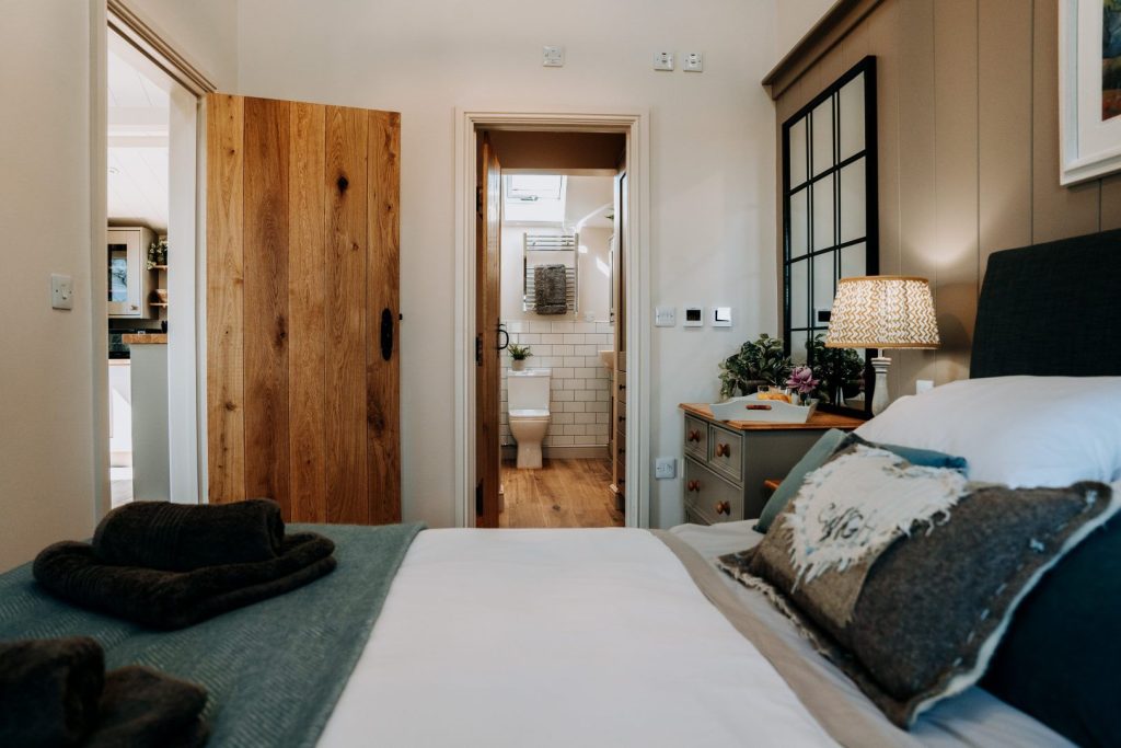 Hideaway St Davids En Suite Bathroom