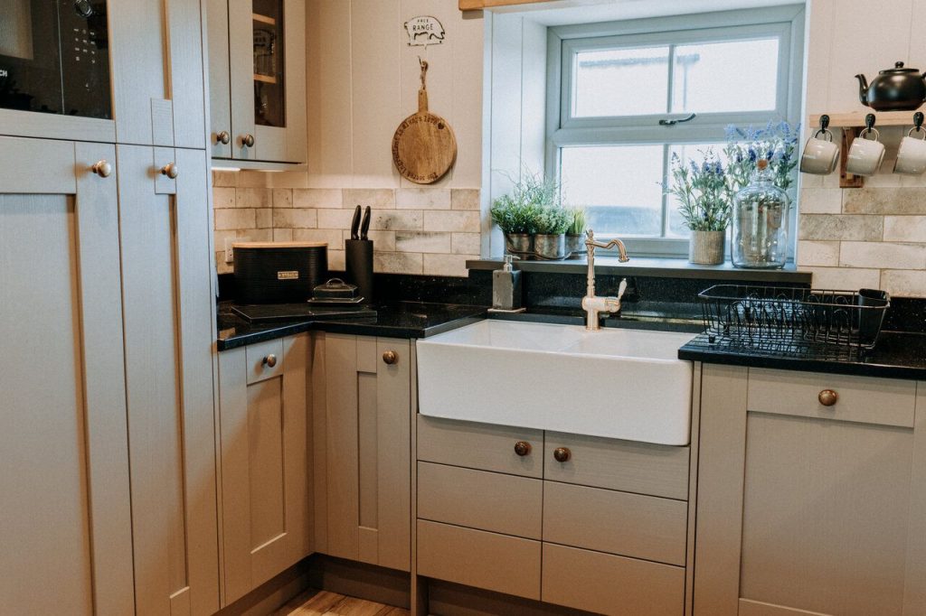 Farmhouse Retreat St Davids Kitchen 5