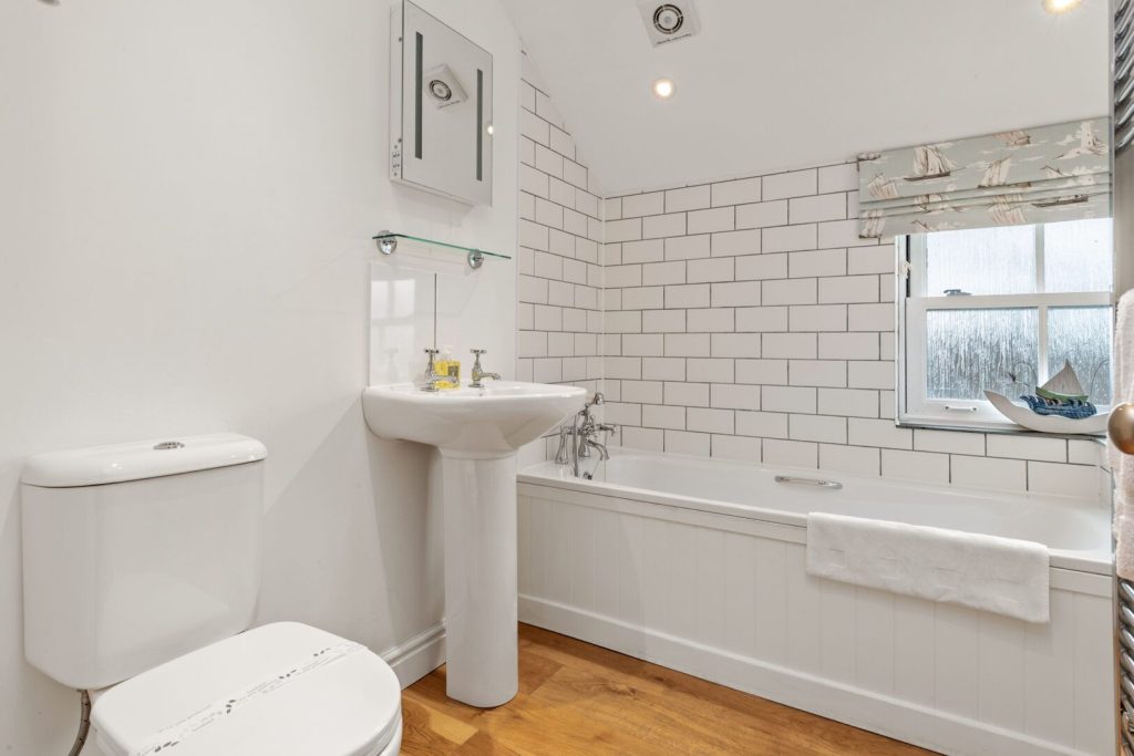 Boathouse Cottage Solva Bathroom