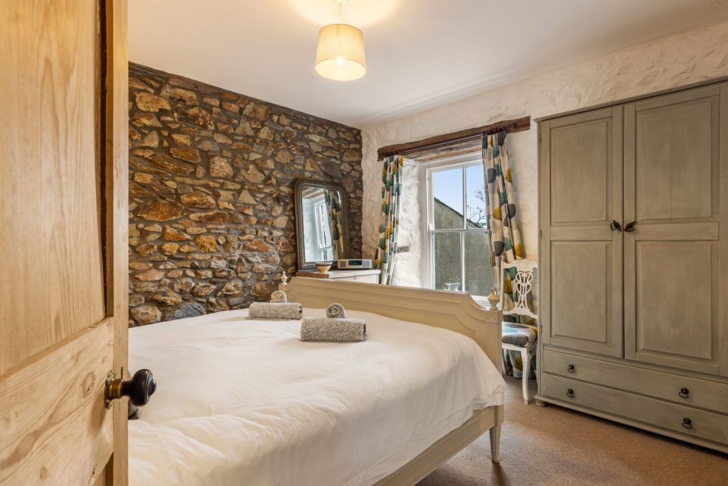 Cathedral Cottage St Davids Kingsize Bedroom