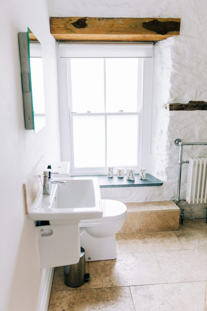 Cathedral Cottage St Davids Bathroom 2