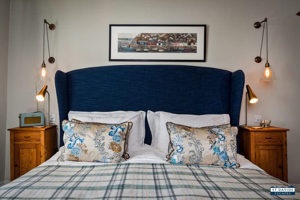Golden House St Davids Super King Bedroom 2