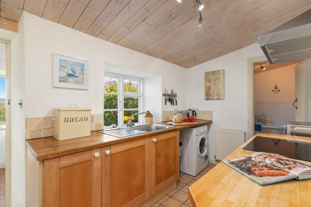 Harbourmasters Cottage St Davids Kitchen
