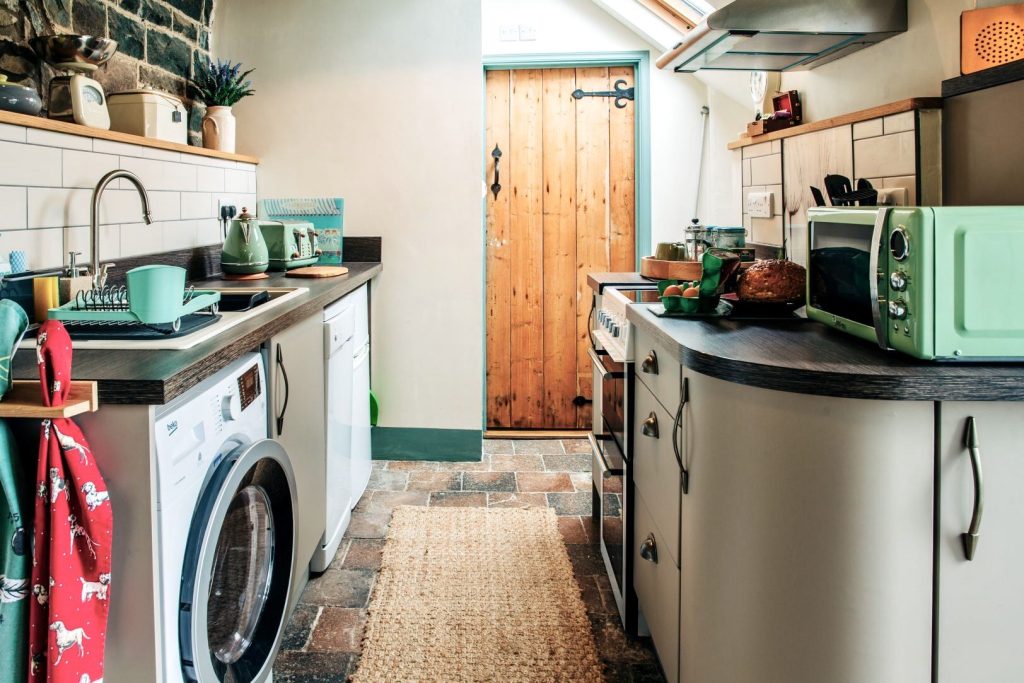 Ysgol Fach St Davids Kitchen 