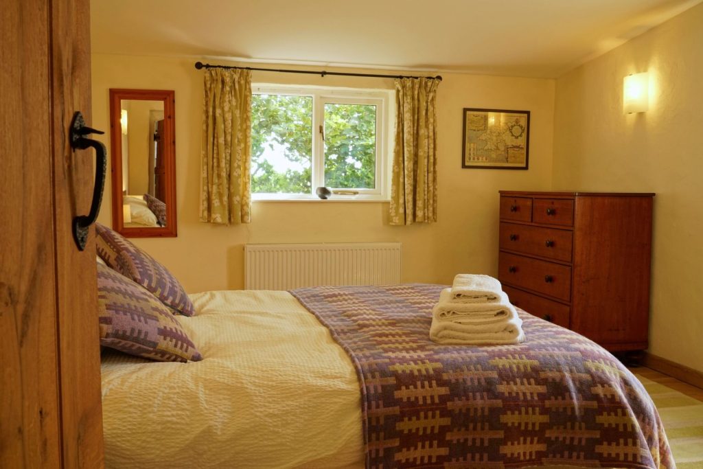 Yr-Hendy-St-Davids-Bedroom-2