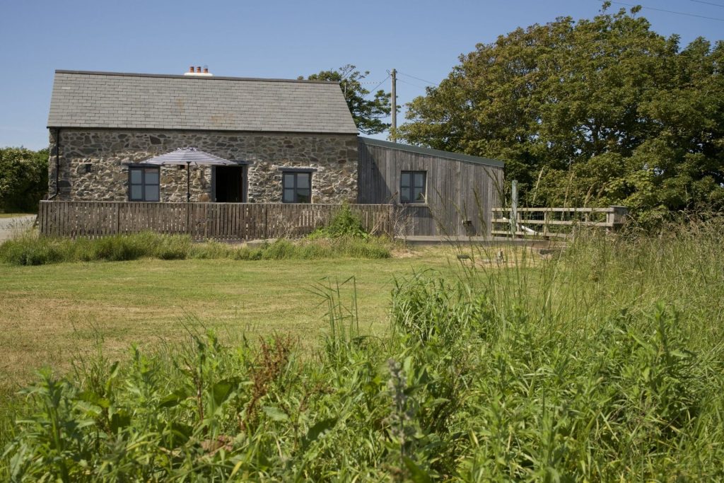 Yr-Hendy-St-Davids-Exterior-2