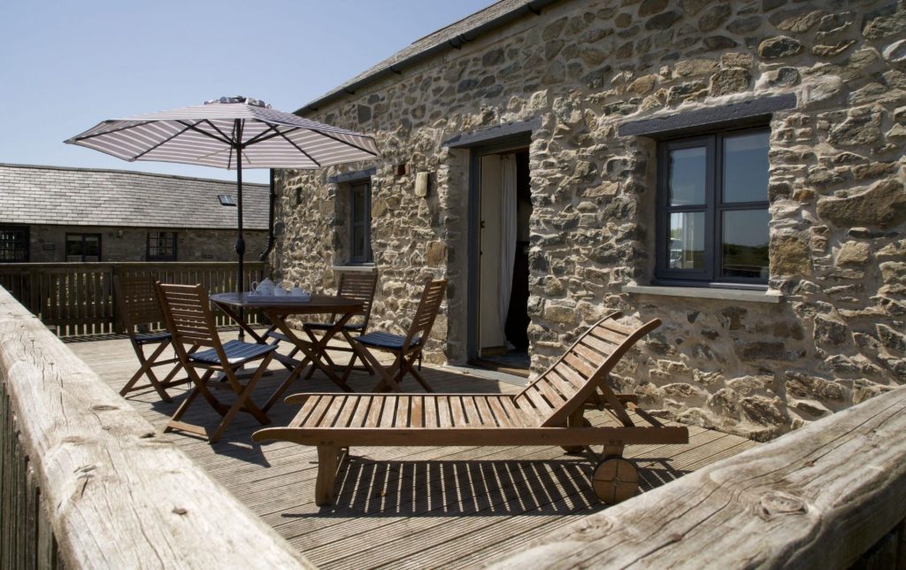 Yr-Hendy-St-Davids-Exterior