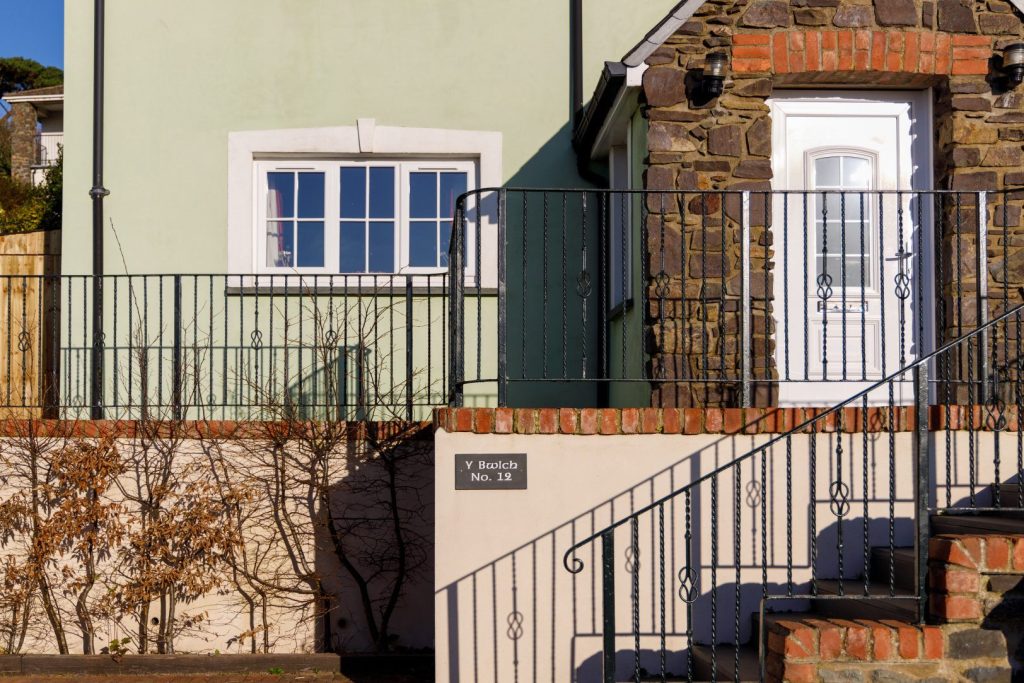 Y Bwlch Solva Outdoor 