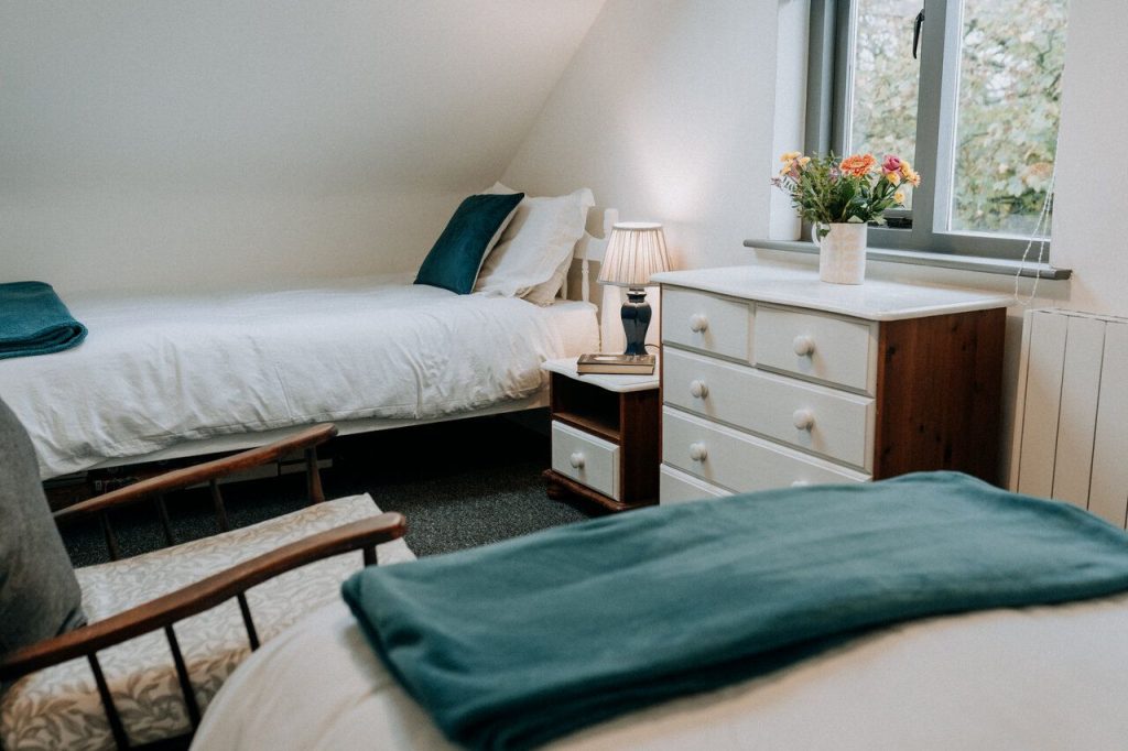 Wellfield Cottage Solva Twin Bedroom 