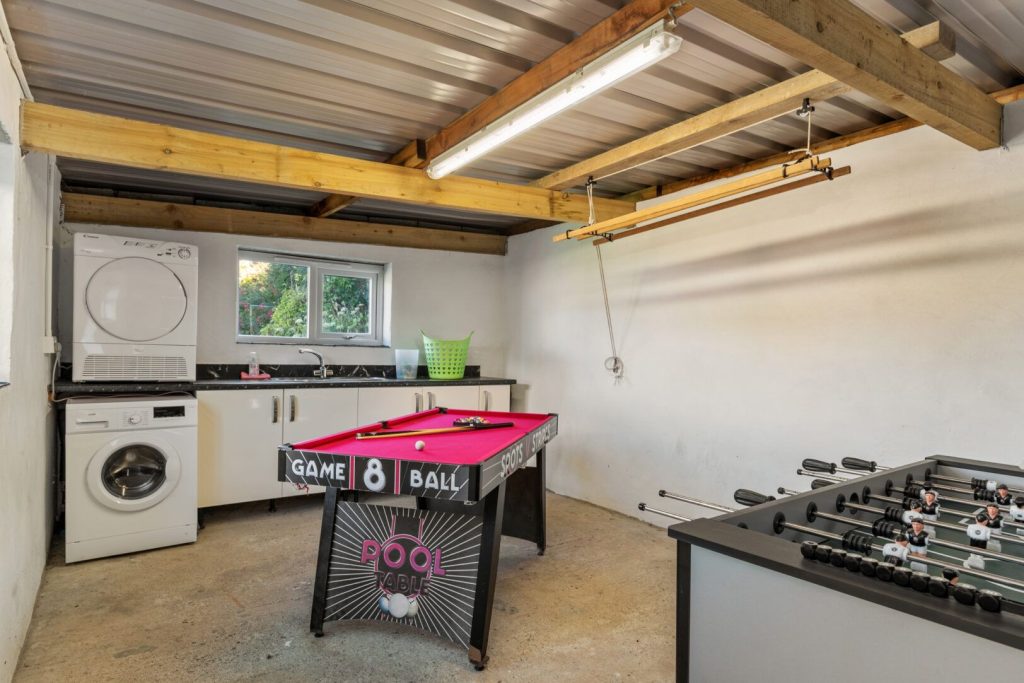 Laurel Cottage St Davids Games Room And Utility