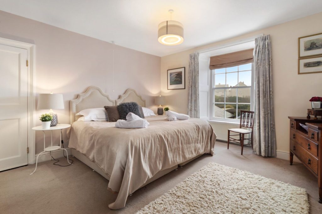 New Cross House St Davids Super King Zip And Link Bedroom