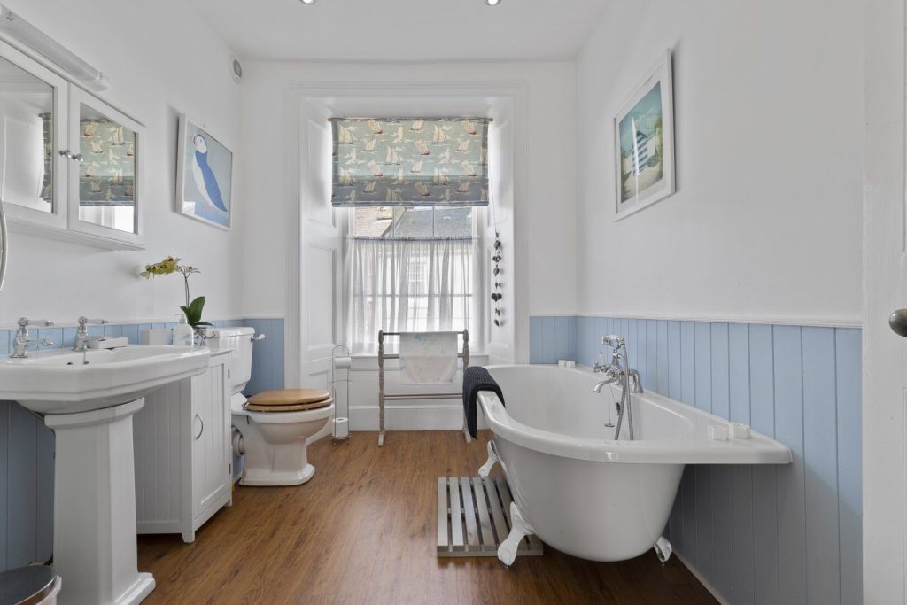 New Cross House St Davids Bathroom