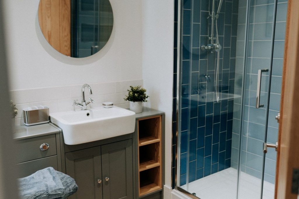 Paris House St Davids Bathroom