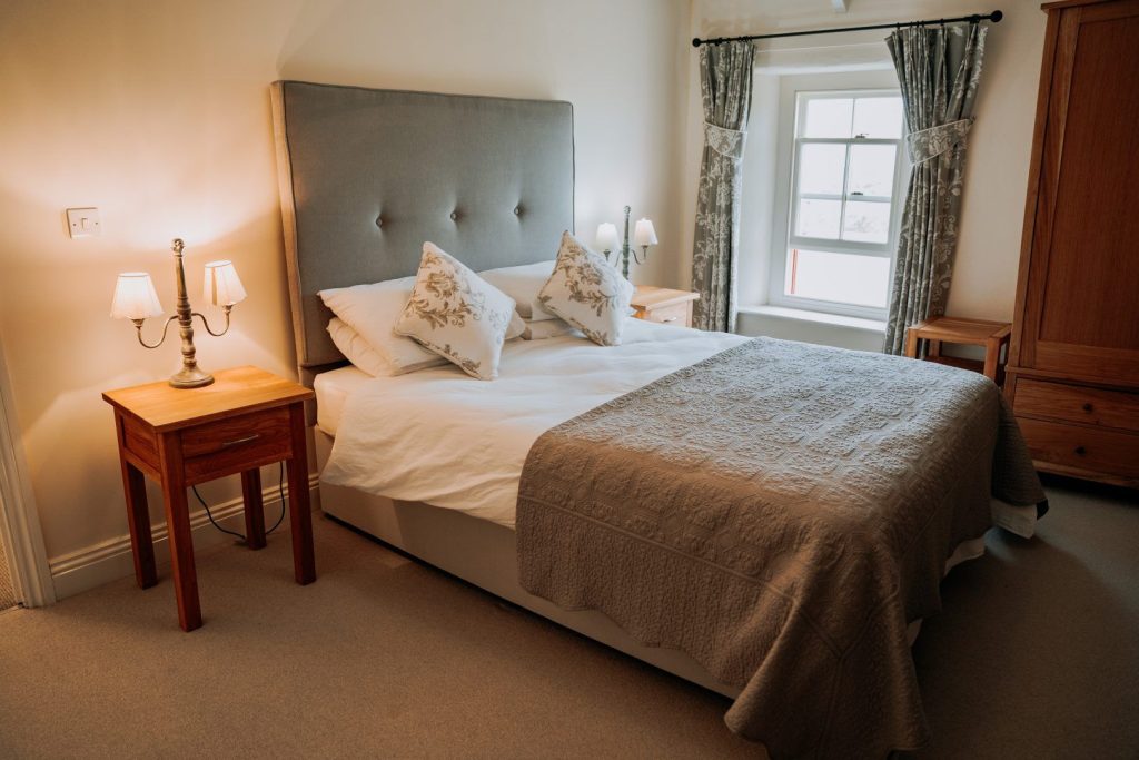 Penlan Cottage St Davids King Size Bedroom