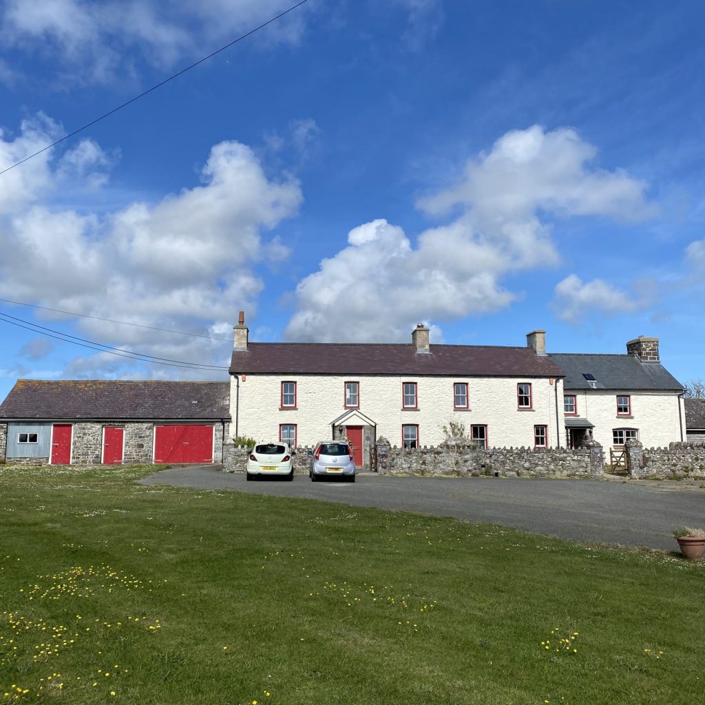 Penlan Farmhouse St Davids Exterior 3