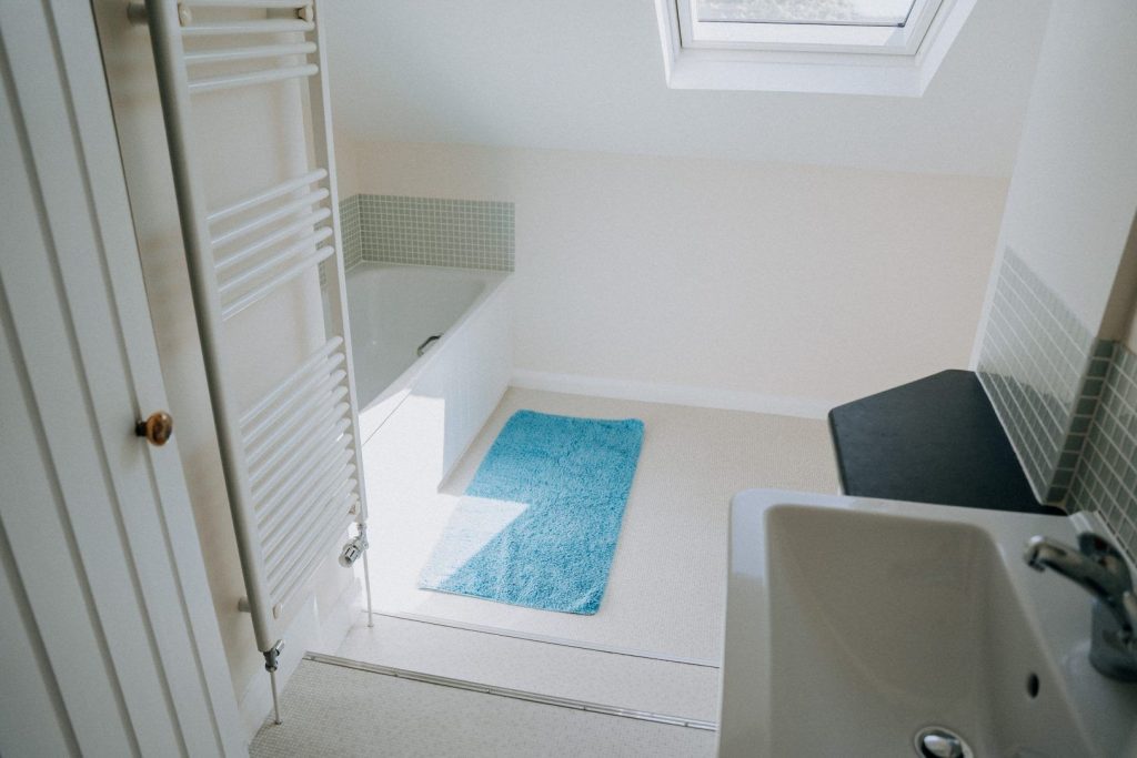 Summer Cottage St Davids King Size Bedroom En Suite 2