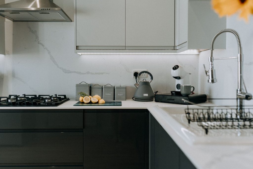 The Puffin Burrow St Davids Kitchen 2