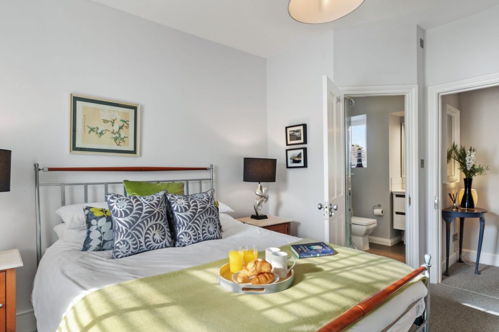 Ty Banc St Davids King Size Bedroom 4