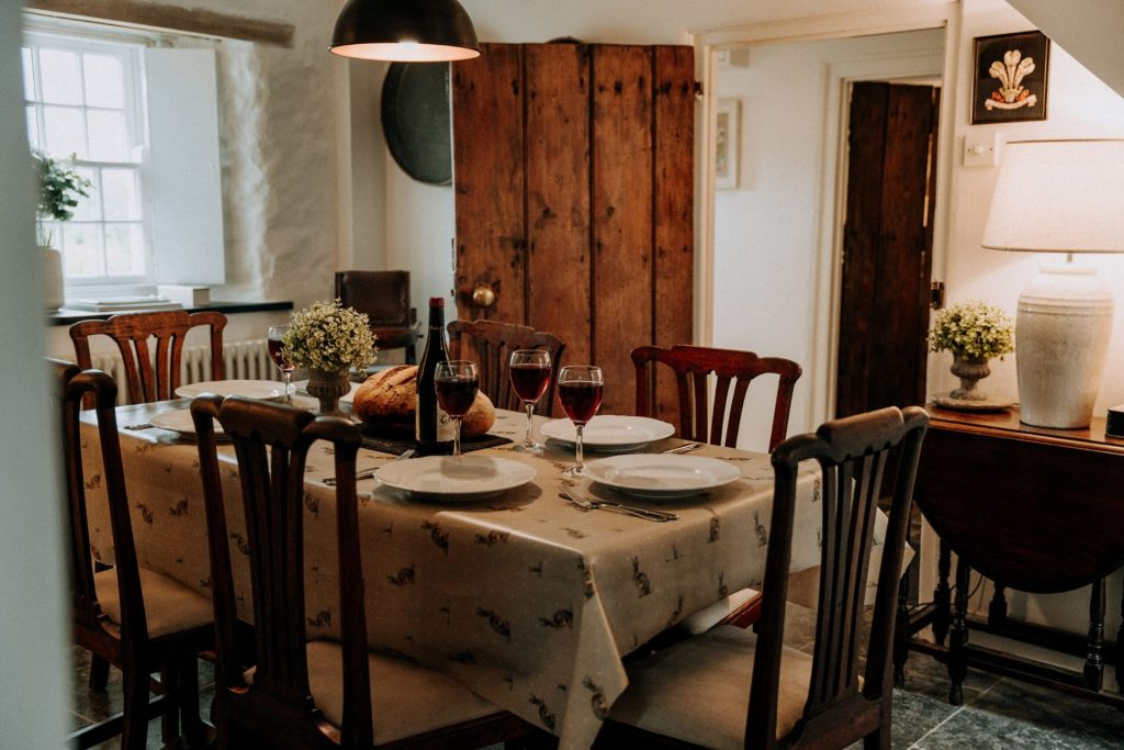 Ty Ganol St Davids Dining Room