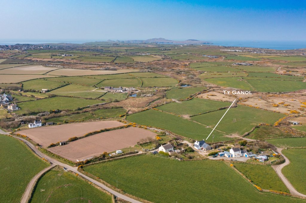 Ty Ganol St Davids Location