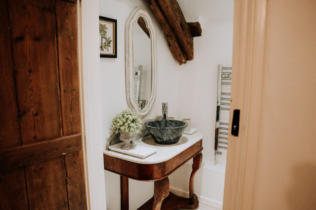 Ty Ganol St Davids Toilet