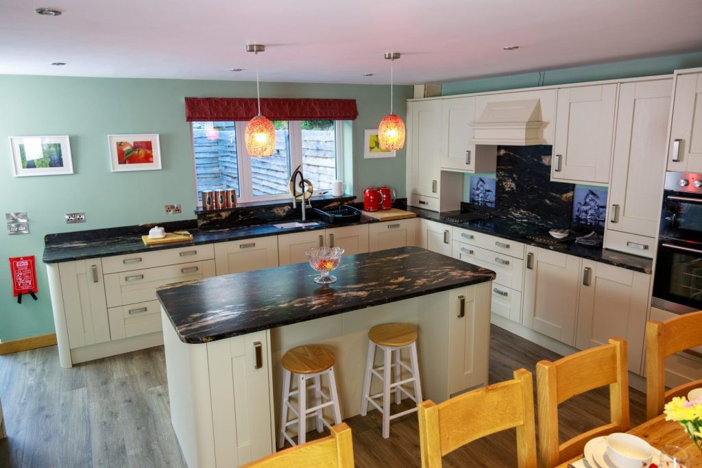 St Harmon Solva Kitchen Diner 3