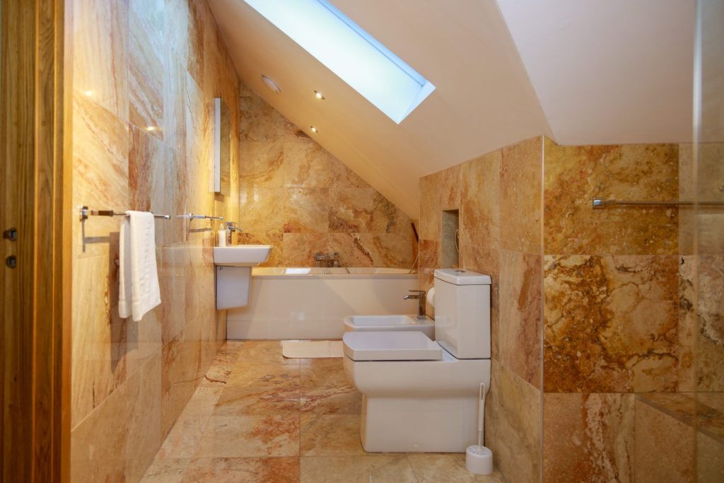 St Harmon Solva Shared Bathroom
