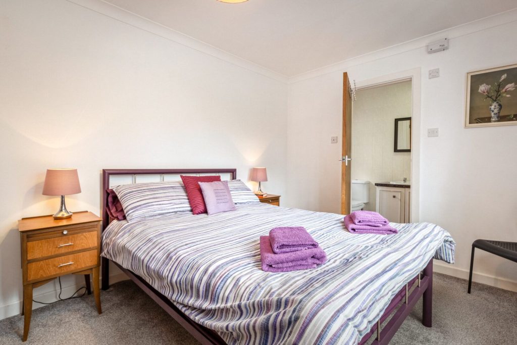 Ty Gwyn St Davids King Size Bedroom