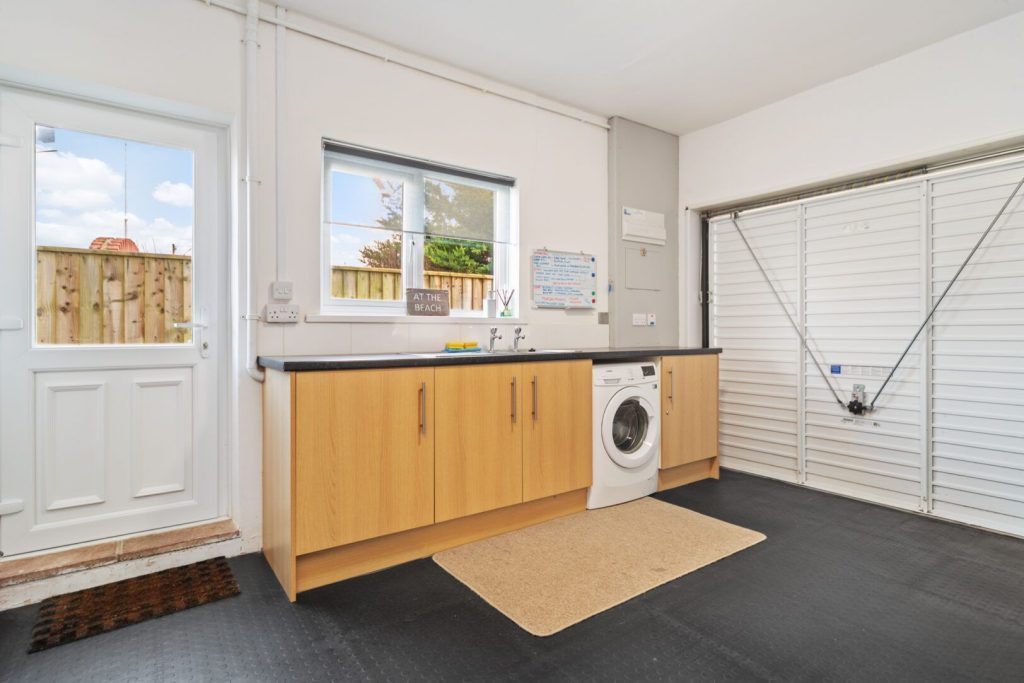 Ty haf St Davids Utility