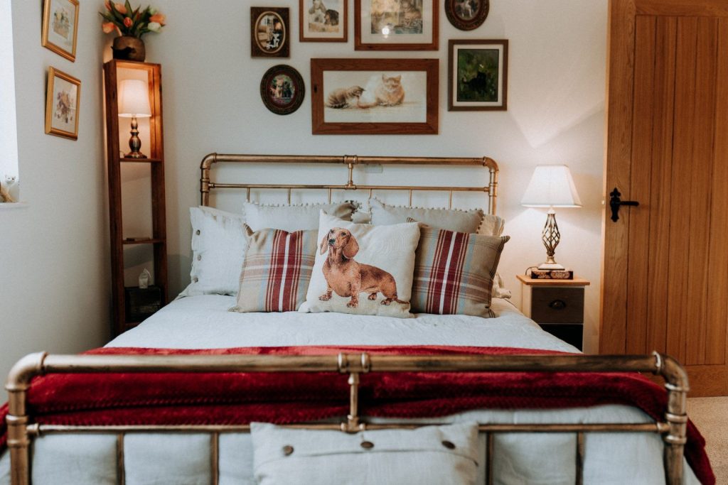 Ty Meini St Davids Rear Double bedroom