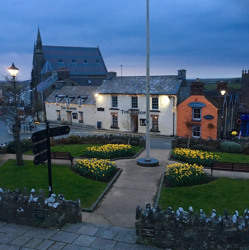 Cross Square St Davids