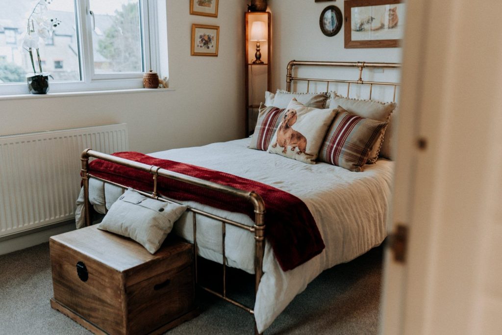 Ty Meini St Davids Rear Double bedroom 3