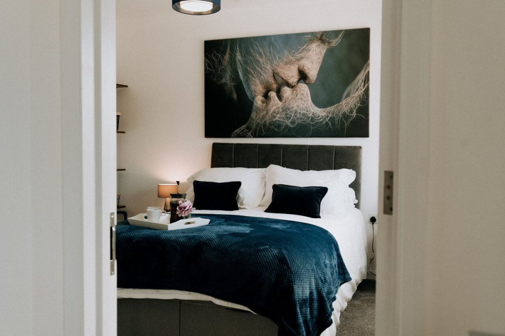 Ty Pendragon St Davids Double Bedroom