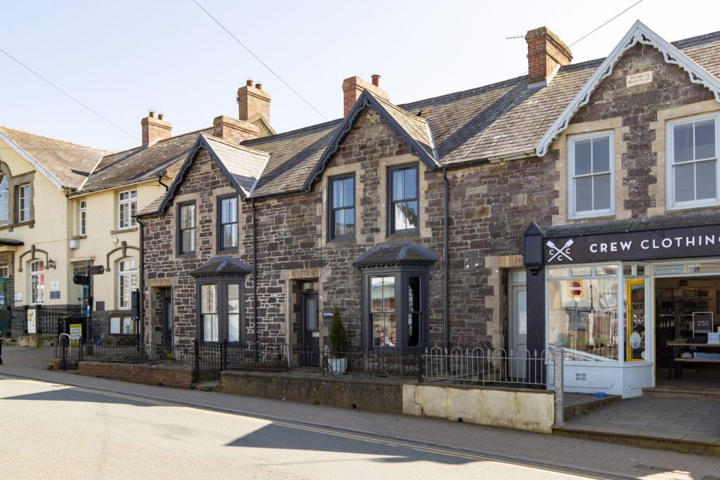 Ty Price St Davids Front Exterior 2