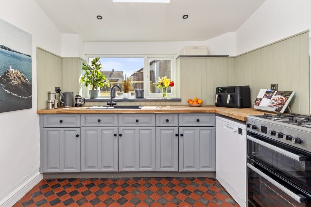 Ty Price St Davids Kitchen 2