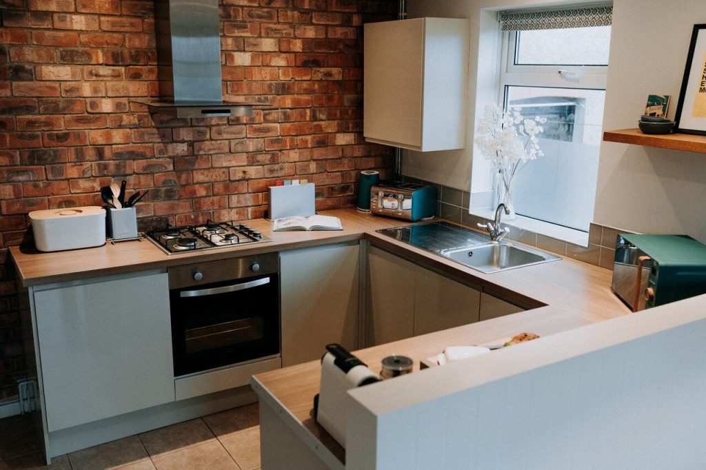 Ty Sara St Davids Kitchen