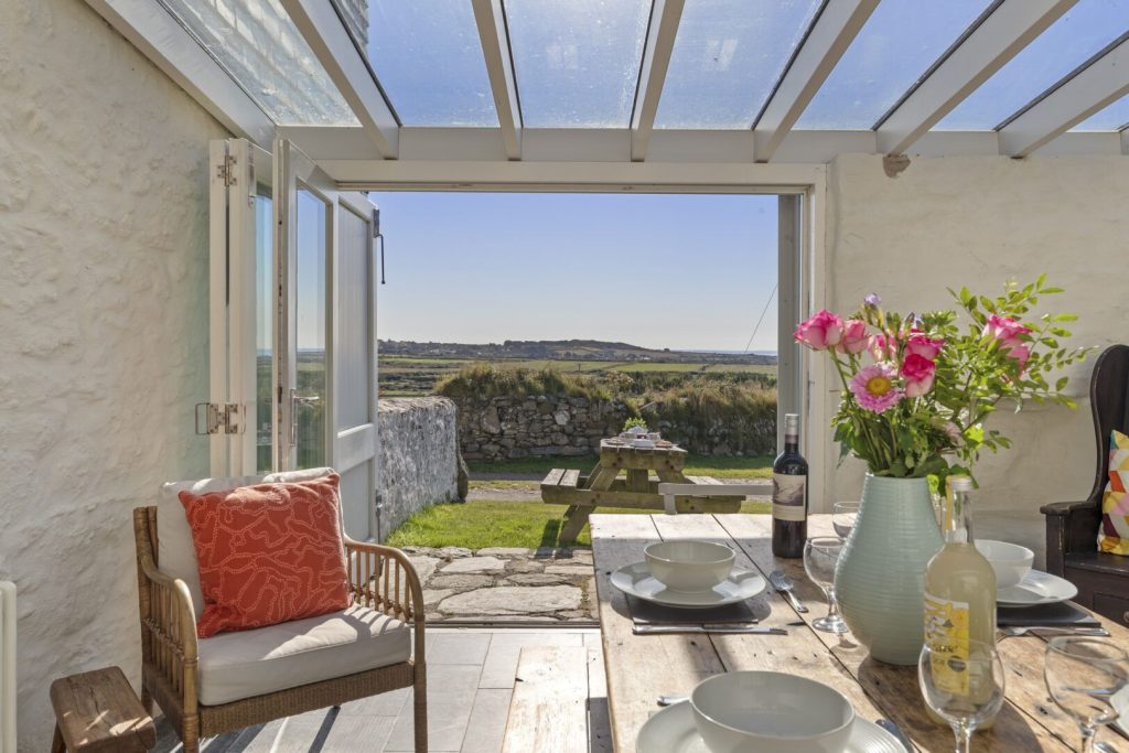 Wdig Farmhouse Near St Davids Garden Room Open Doors 