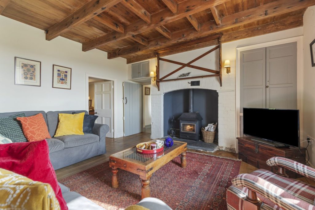 Wdig Cottage Near St Davids Lounge 3 