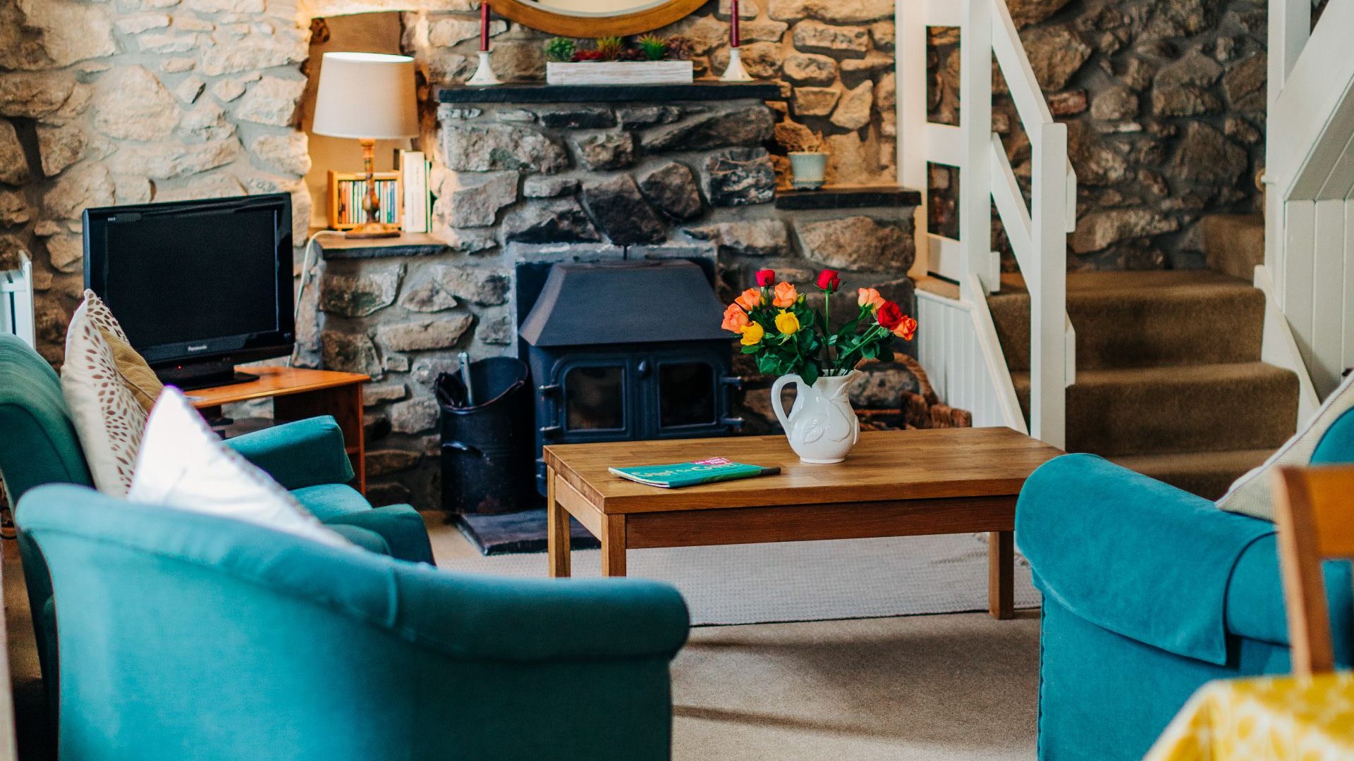 Brodawel Solva Lounge