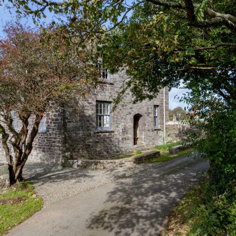 Tyr Wennol St Davids Exterior