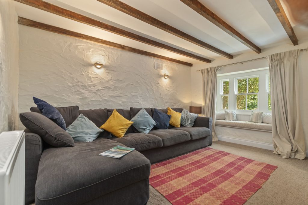 Glanhafan Solva Lounge