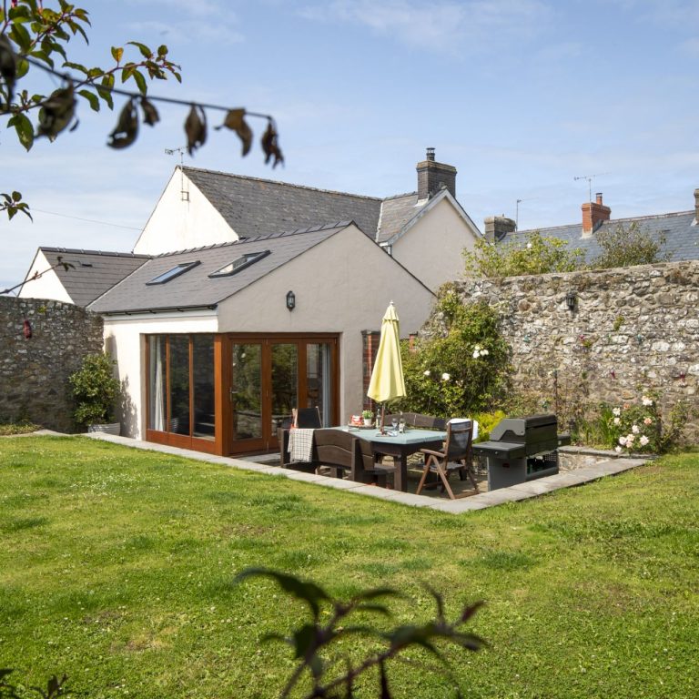 Laurel Cottage St Davids Garden