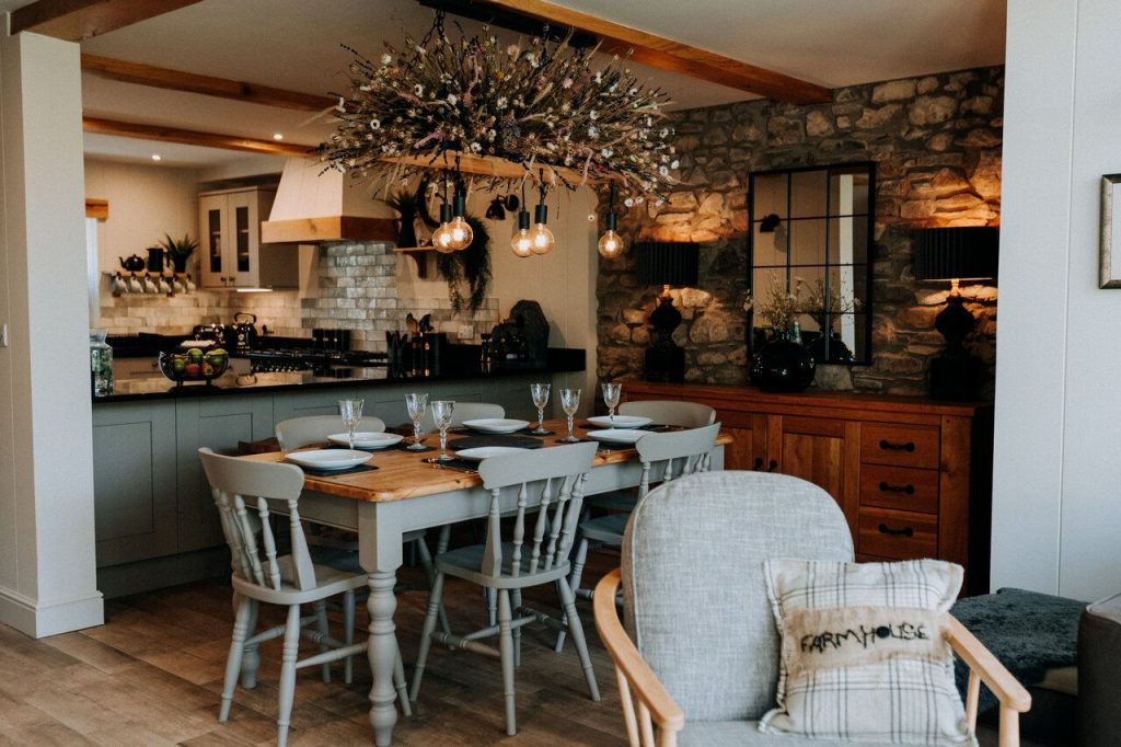 Farmhouse Retreat St Davids Dining Area
