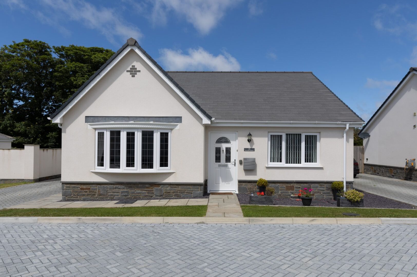 The Puffin Burrow St Davids Exterior