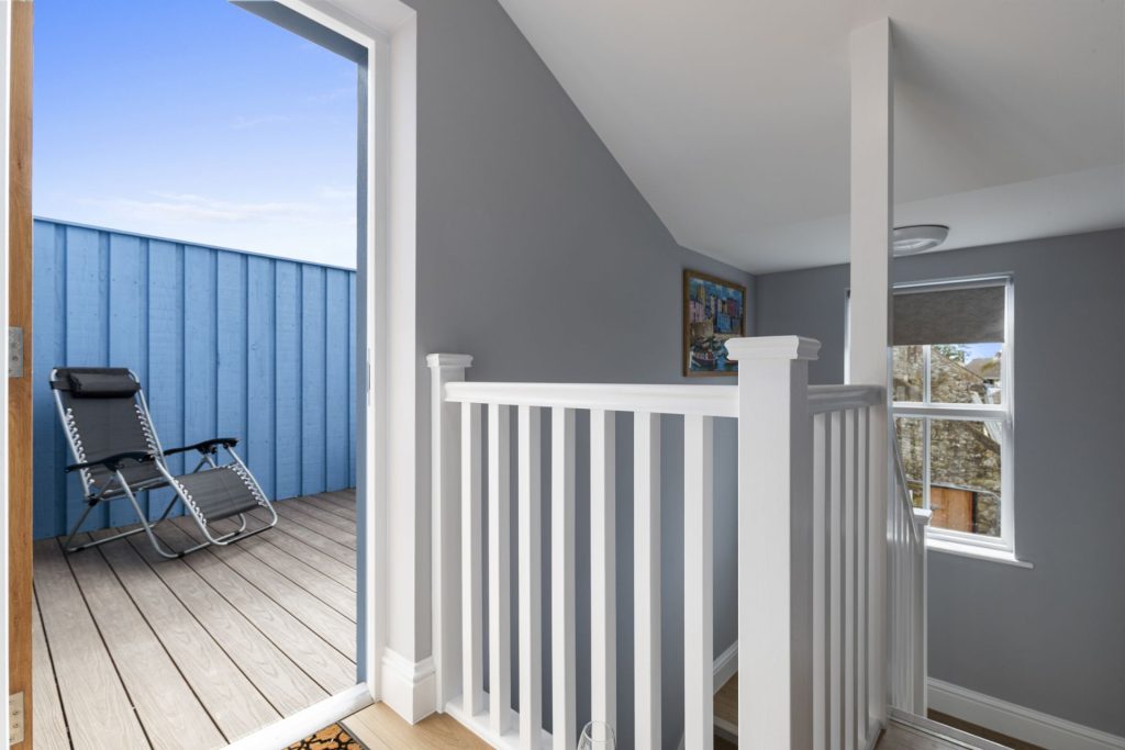 Cross Square View St Davids Balcony