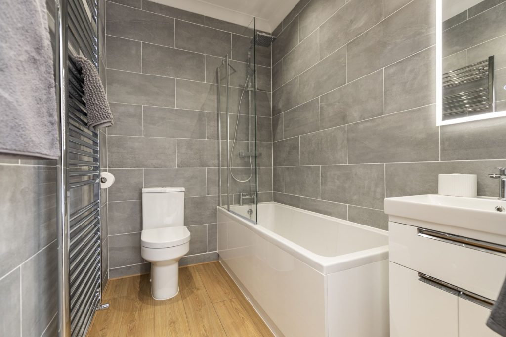 Cross Square View St Davids Bathroom