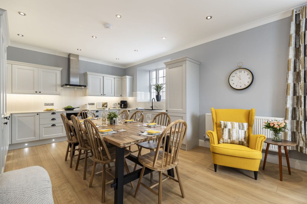 Cross Square View St Davids Dining Area