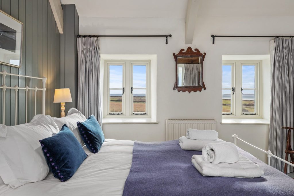 Carreg Wen Solva Double Bedroom 2