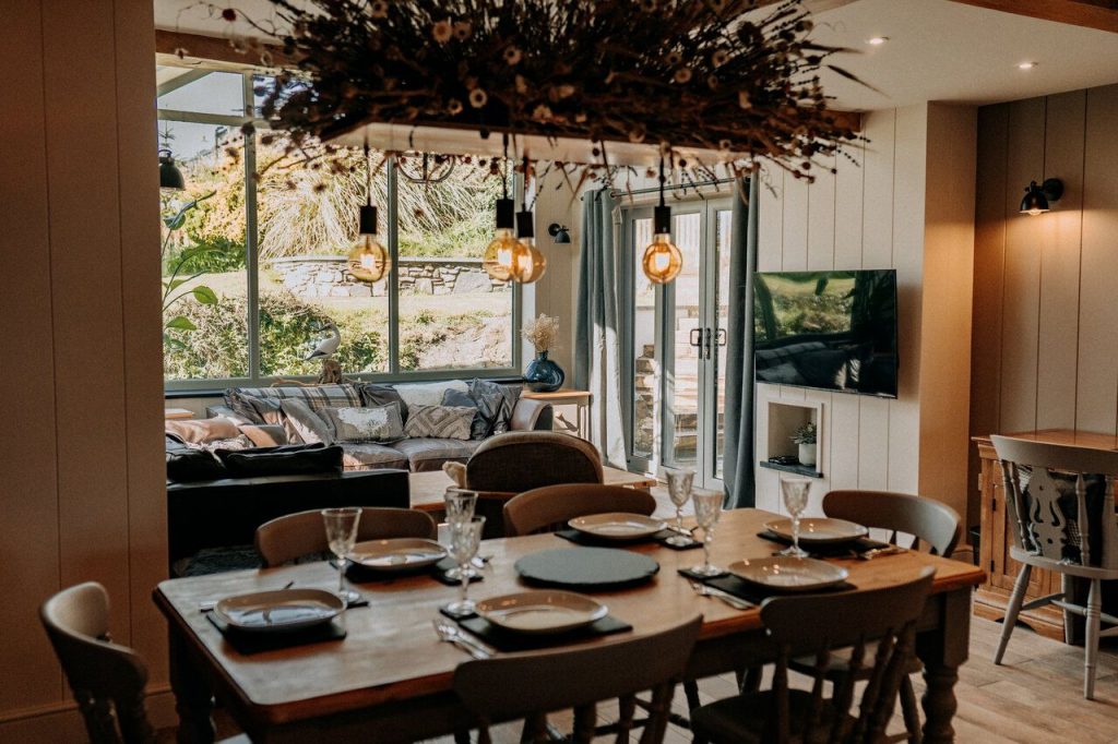 Farmhouse Retreat St Davids Dining Area